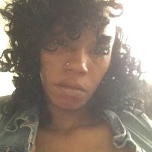 Meet your Posher, Glenda